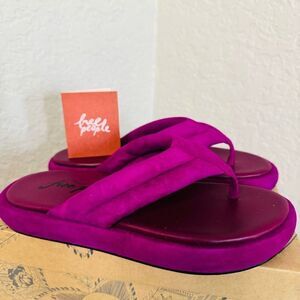 FREE PEOPLE Wonderland Leather‎ Sandal Flip Flop, Size 8, Purple, NWT